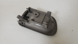 MAÇANETA INTERNA DIANTEIRA DIREITA TOYOTA COROLLA 1998 2002 MARROM-CLARO