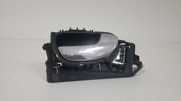 MAÇANETA INTERNA DIANTEIRA DIREITA PEUGEOT 307 2007 2008 PRATEADO