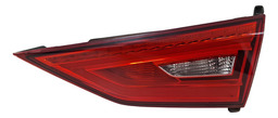 Lanterna Tampa Traseira Direito Audi A3 Sedan 2014 2015 Direito/passageiro Vermelho