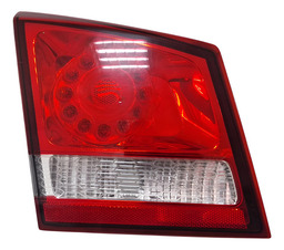 Lanterna Tampa Traseira Esquerda Fiat Freemont 2012 2013 Esquerdo/motorista Vermelho