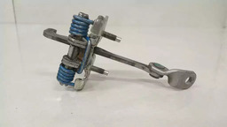 LIMITADOR PORTA TRASEIRA ESQUERDA RENAULT DUSTER 2013