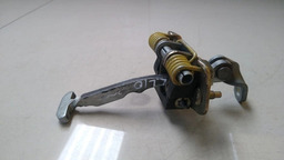 LIMITADOR PORTA TRASEIRA DIREITA RENAULT CLIO 2000 A 2001