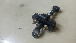 LIMITADOR PORTA DIANTEIRA LADO DIREITO PEUGEOT 207 1.4 2012