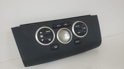 COMANDO AR CONDICIONADO DIGITAL  NISSAN TIIDA 2008 A 2011