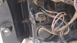 LANTERNA TRASEIRA ESQUERDA EDGE 2011 A 2014