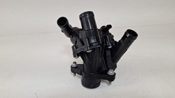 CARCAÇA VÁLVULA TERMOSTÁTICA MERCEDES GLA 200 1.6 14 A 2020