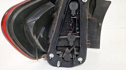 LANTERNA DIREITO BMW X1 XDRIVE 2011 2012 DIREITO/PASSAGEIRO VERMELHO