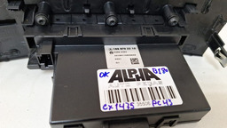 MOLDURA BOTÃO ALARME MERCEDES B180 2008 2009 2010