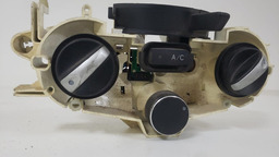 COMANDO AR CONDICIONADO TOYOTA ETIOS 2013 A 2018