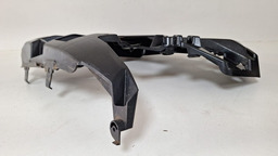 GUIA PARACHOQUE TRASEIRO ESQUERDO BMW 320I 2022