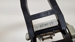 CAVALETE MAÇANETA PORTA TRASEIRO E. FORD RANGER 2014 A 2020 TRASEIRA