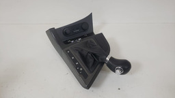 MOLDURA ALAVANCA MARCHA KIA OPTIMA 2010 A 2015 PRETO