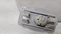 QUEBRA SOL ESQUERDO MERCEDES B180 2008 A 2010