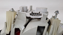 LANTERNA TAMPA TRASEIRA DIREITO MERCEDES B200 2011