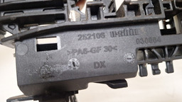 CAVALETE MAÇANETA DIANTEIRA DIREITO FIAT TORO 2018 A 2020 PRETO DIANTEIRA