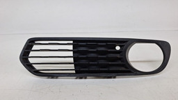 GRADE FAROL MILHA ESQUERDO BMW 118I 2014 2015 PRETO