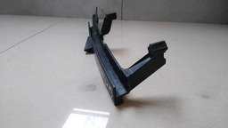 GUIA VIDRO TRASEIRO DIREITO LAND ROVER EVOQUE 2014 2015 PRETO