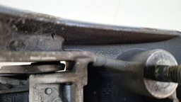 DOBRADIÇA INFERIOR TAMPA TRASEIRA ESQUERDO EXPERT 2019 2020