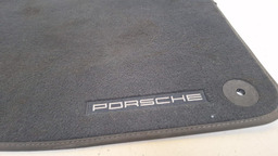 PAR TAPETE DIANTEIRO PORSCHE CAYENNE 2018 2019 PRETO