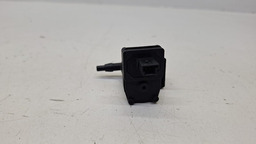 VALVULA SOLENOIDE MERCEDES C180 C200 1.8 2014 2015