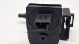 VALVULA SOLENOIDE MERCEDES C180 C200 1.8 2014 2015