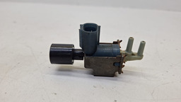 VALVULA SOLENOIDE VACUO TOYOTA HILUX 3.0 2006 A 2014 (1)