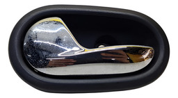 Maçaneta Interna Dianteiro E. Renault Sandero 2017 Prateado Dianteira