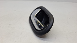 MAÇANETA INTERNA DIANTEIRO D. RENAULT SANDERO 2017 PRATEADO DIANTEIRA