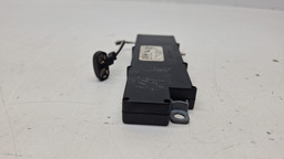 MODULO AMPLIFICADOR ANTENA JAGUAR X TYPE 2002 A 2006 PRETO