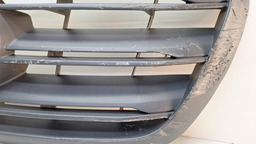 GRADE PARACHOQUE DIANTEIRO MERCEDES SPRINTER 417 2023 2024 PRATEADO FOSCO