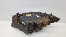 FAROL DIREITO MERCEDES SPRINTER 417 CDI 2.2 2023 2024 DIREITO/PASSAGEIRO