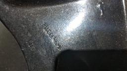 PORTA TRASEIRA ESQUERDA VW GOLF VI 5K 2008 A 2013COM DETALHE ESQUERDO PRETO