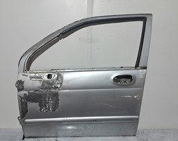 PORTA DIANTEIRA ESQUERDO CHERY QQ 2011 A 2014 COM DETALHE ESQUERDA PRATEADO