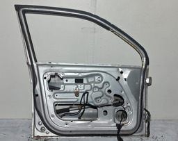 PORTA DIANTEIRA ESQUERDO CHERY QQ 2011 A 2014 COM DETALHE ESQUERDA PRATEADO