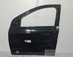 PORTA DIANTEIRA ESQUERDO FORD KA 2014 A 2021 COM DETALHE PRETO