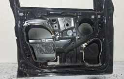PORTA DIANTEIRA ESQUERDO FORD KA 2014 A 2021 COM DETALHE PRETO