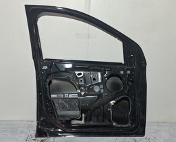 PORTA DIANTEIRA ESQUERDO FORD KA 2014 A 2021 COM DETALHE PRETO