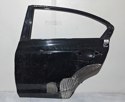 PORTA TRASEIRA ESQUERDA HONDA CIVIC 2012 A 2019 COM DETALHE ESQUERDO PRETO