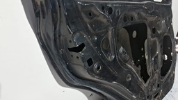 PORTA TRASEIRA ESQUERDA HONDA CIVIC 2012 A 2019 COM DETALHE ESQUERDO PRETO