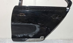 PORTA TRASEIRA ESQUERDA VW JETTA 2011 A 2016 COM DETALHE ESQUERDO PRETO