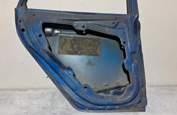 PORTA TRASEIRA ESQUERDA FORD NEW FIESTA 2012 A 2017 DETALHE ESQUERDO AZUL