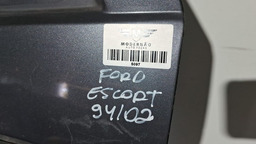 PORTA TRASEIRA ESQUERDA FORD ESCORT 1994 A 2002 COM DETALHE ESQUERDO PRETO