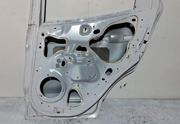 PORTA TRASEIRA DIREITA FORD ECOSPORT 2013 A 2020 COM DETALHE BRANCO