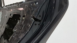 PORTA TRASEIRA DIREITA TOYOTA COROLLA 2020 A 2023 C /DETALHE DIREITO PRETO