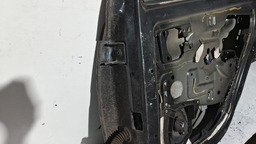 PORTA TRASEIRA DIREITA CITROEN C3 2002 A 2013 COM DETALHE DIREITO PRETO