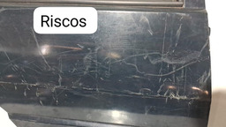 PORTA TRASEIRA DIREITA FIAT UNO 2001 A 2013 COM DETALHE DIREITO PRETO