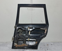 PORTA TRASEIRA DIREITA FIAT UNO 2001 A 2013 COM DETALHE DIREITO PRETO