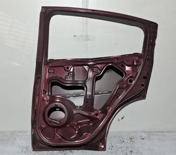 PORTA TRASEIRA DIREITA HONDA HRV 2015 A 2020 COM DETALHE DIREITO VERMELHO