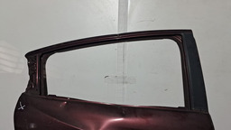 PORTA TRASEIRA DIREITA HONDA HRV 2015 A 2020 COM DETALHE DIREITO VERMELHO