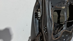 PORTA TRASEIRA DIREITA HONDA CIVIC 2007 A 2011 COM DETALHE DIREITO PRETO